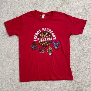 Freddy Fazbears Pizzeria Shirt (M)